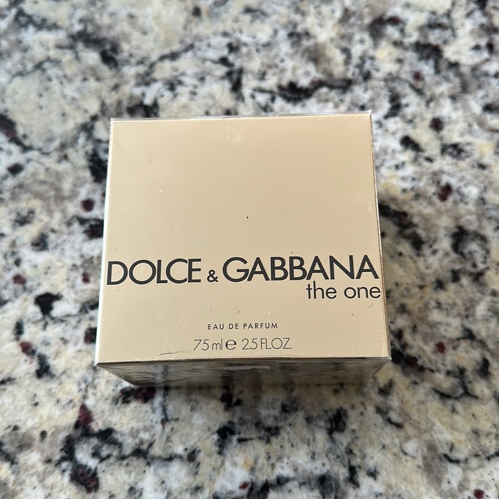 Dolce & Gabbana the one